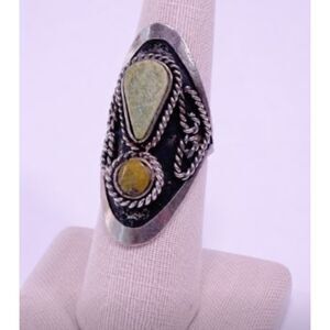 Designer Women's Vintage Silver Bold Ribbon and Stone Wide Ring Sz 7 NWOT 89